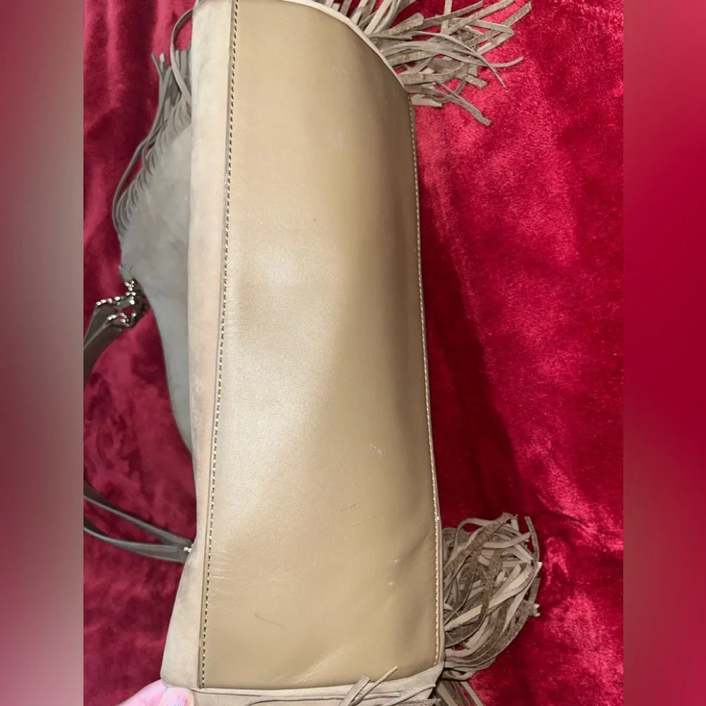 Tory Burch Shoulder Bag - Picture 3 of 14